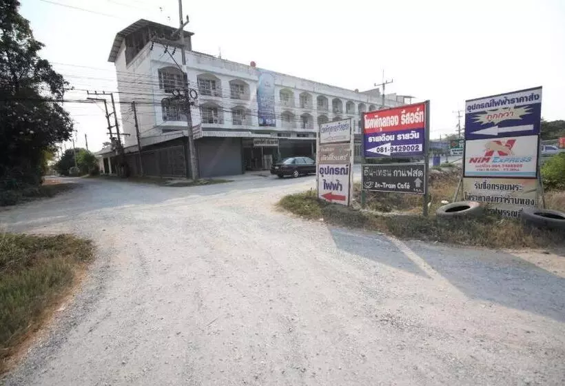 ホテル Oyo 496 Chok Phikul Thong Resort