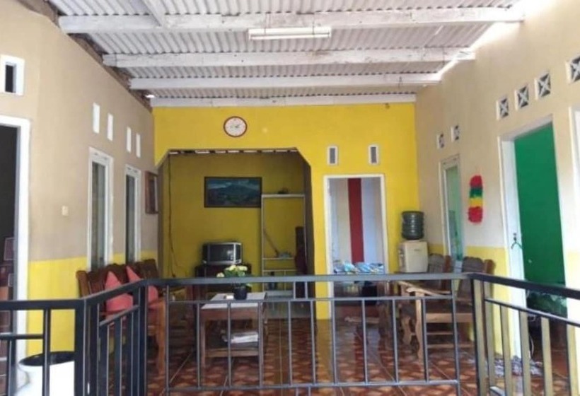 בית מלון כפרי Toto Homestay