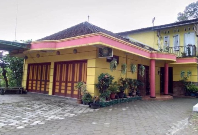 בית מלון כפרי Toto Homestay