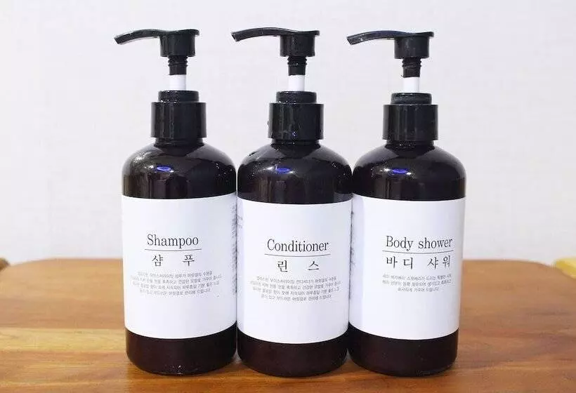 モーテル Namwon Bali