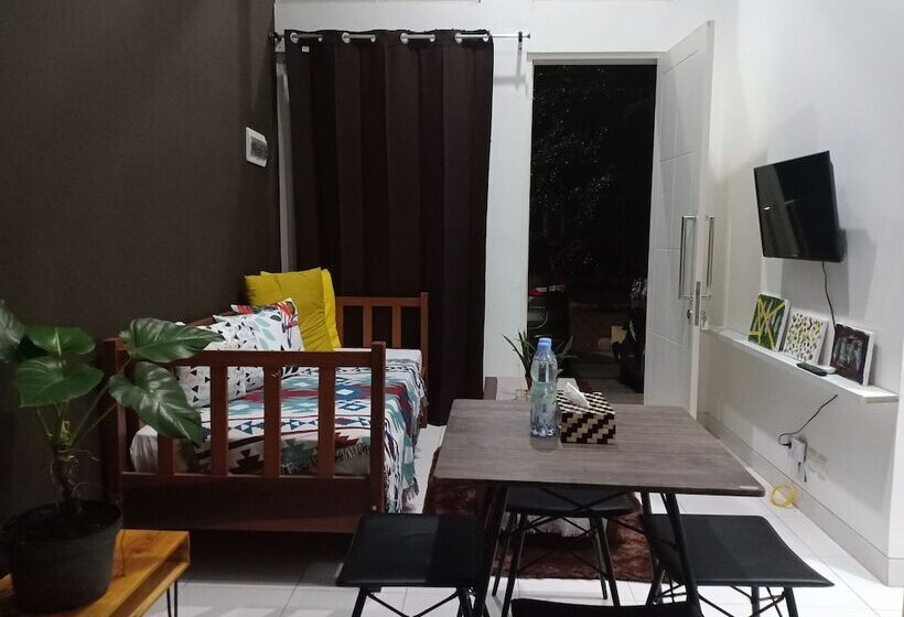 פנסיון Palatino Guesthouse