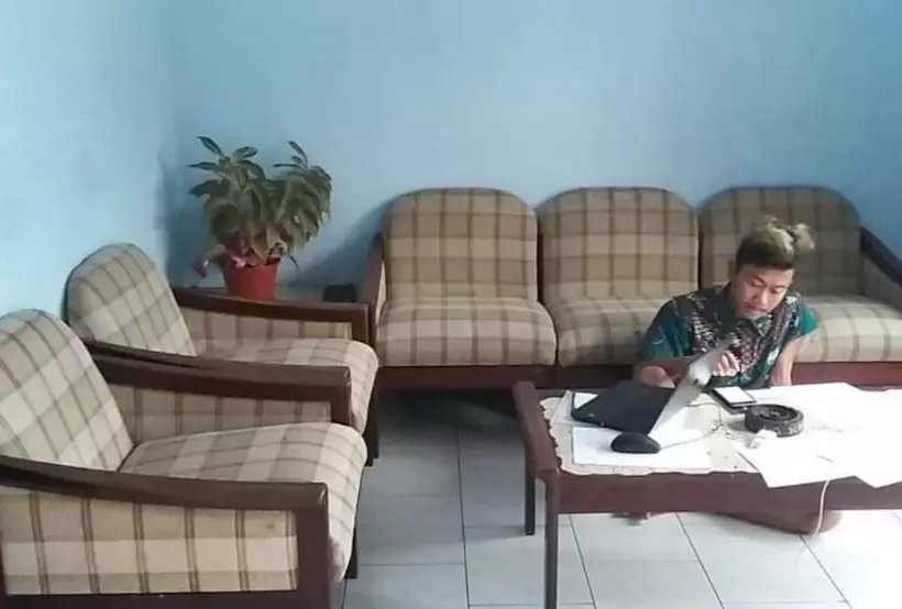 Majatalo Villa Luhur Jaya