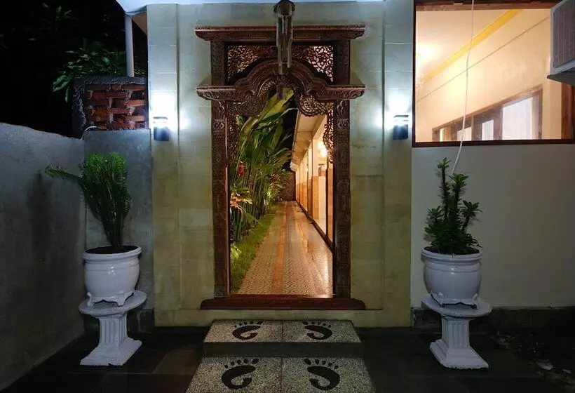 ペンション Zamzam Anjani Villa