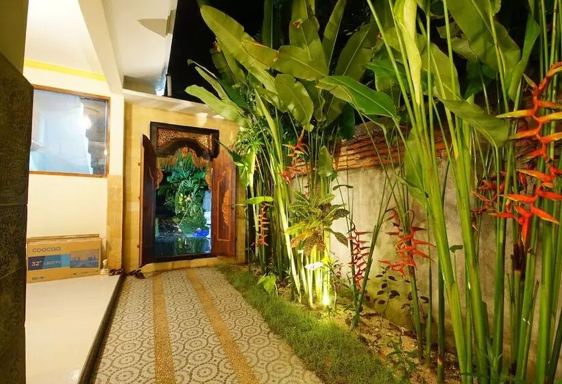 ペンション Zamzam Anjani Villa