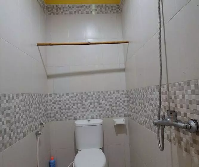 ペンション Zamzam Anjani Villa