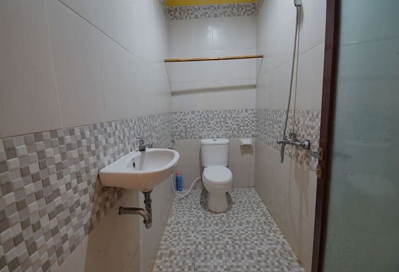 بنسيون Zamzam Anjani Villa