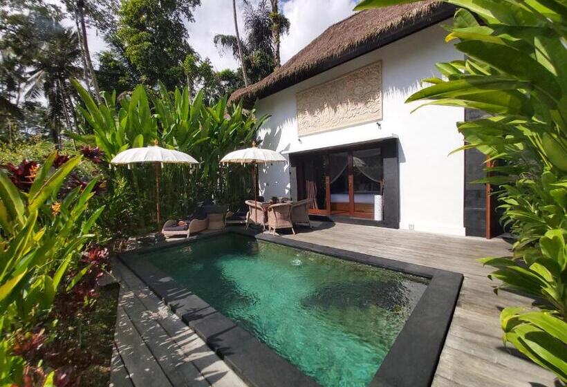 منتجع Keliki Luxury Lodge