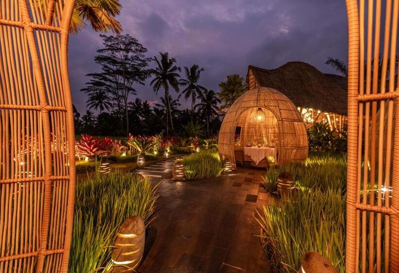 منتجع Keliki Luxury Lodge