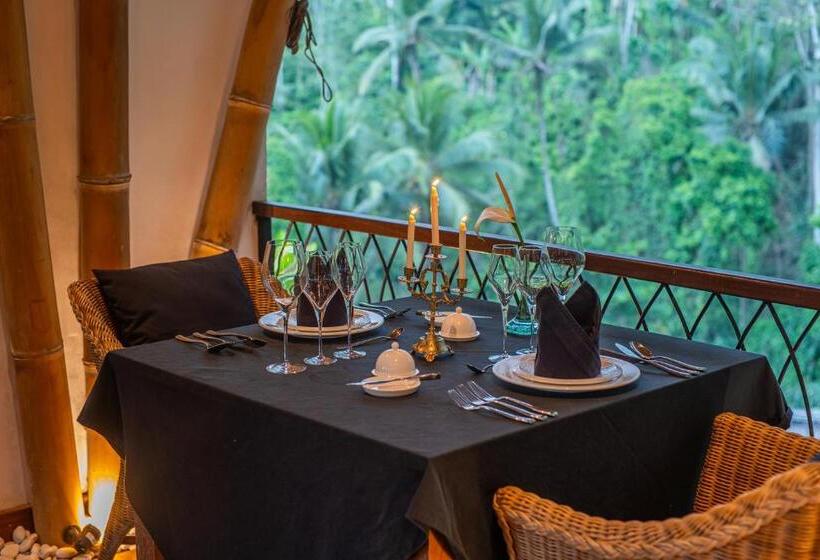 منتجع Keliki Luxury Lodge