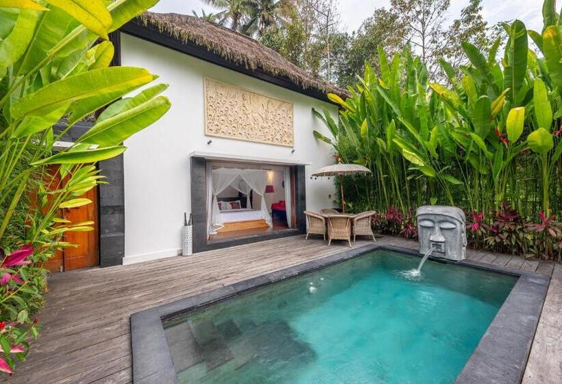 منتجع Keliki Luxury Lodge