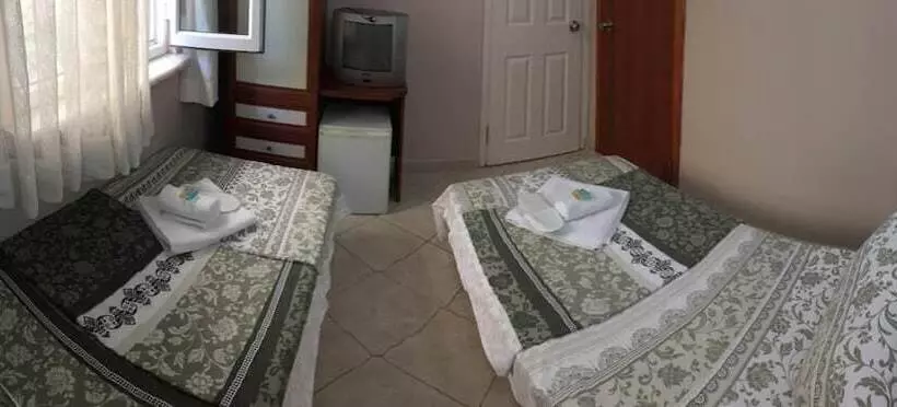 Yasmin Otel