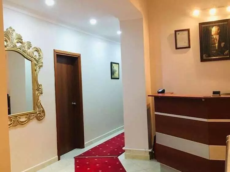 Yasmin Otel