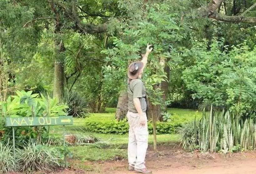 هتل Barefoot Lodge And Safaris   Malawi