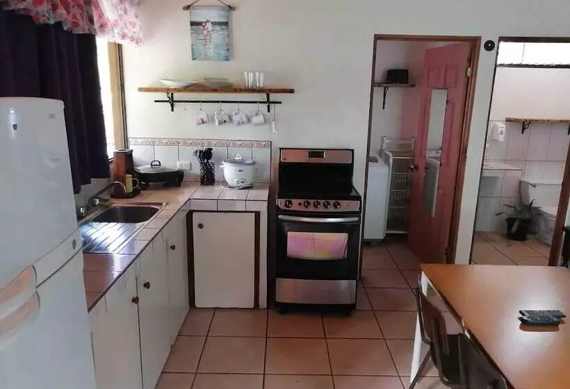 Hotelli Cahuita Lodge