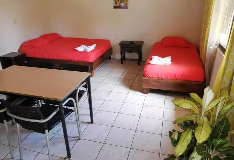 Hotelli Cahuita Lodge