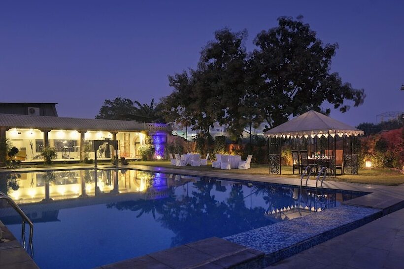 فندق Treehouse Amaara  Pure Vegetarian Resort