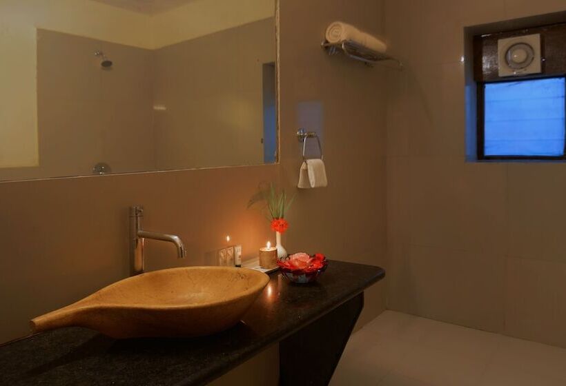 فندق Treehouse Amaara  Pure Vegetarian Resort