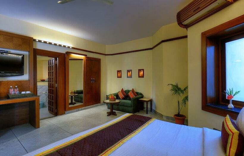 فندق Treehouse Amaara  Pure Vegetarian Resort