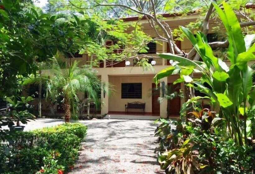 هتل Tropical Sands Dominical Eco Inn