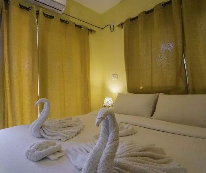 Mariners Bay Suites