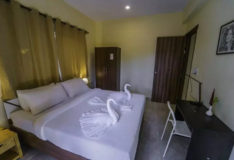Mariners Bay Suites