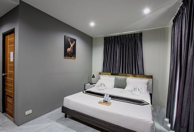 The Living Hotel Samutprakan