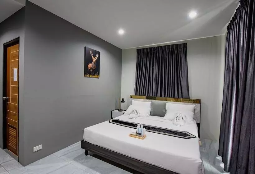 The Living Hotel Samutprakan