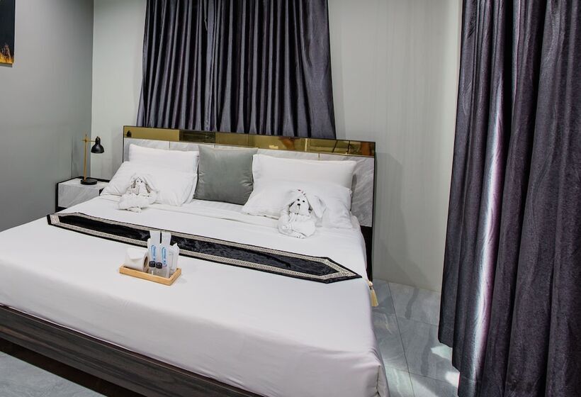 The Living Hotel Samutprakan