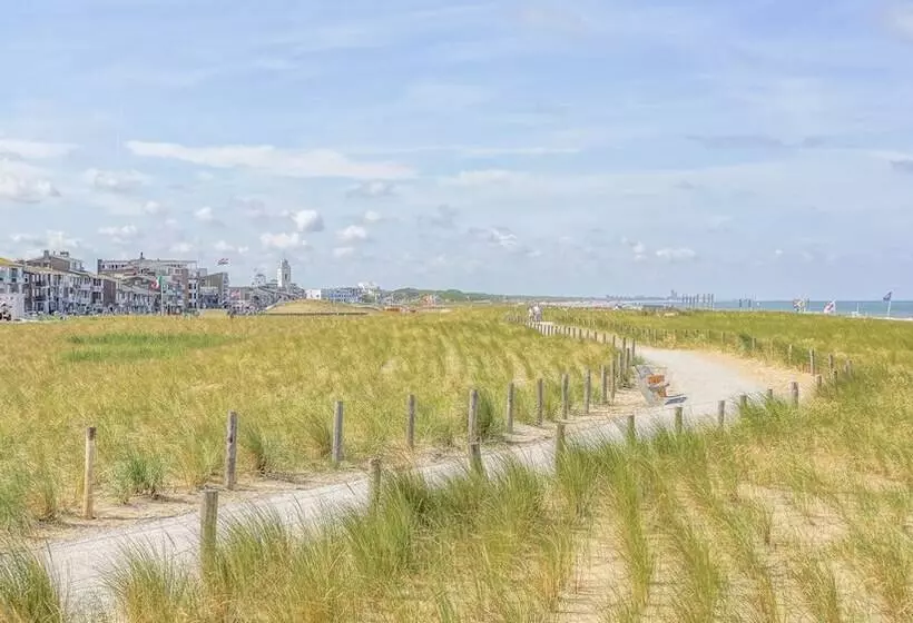 Общежитие Beach Hotel Katwijk