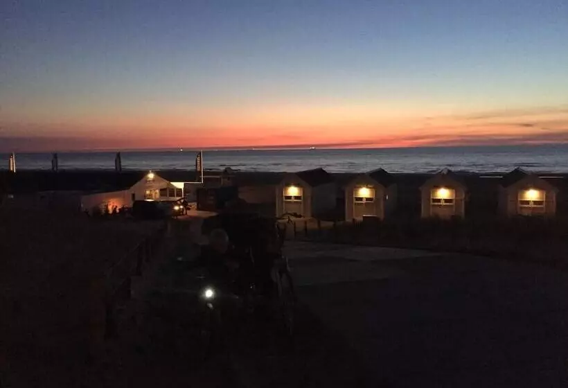 Общежитие Beach Hotel Katwijk