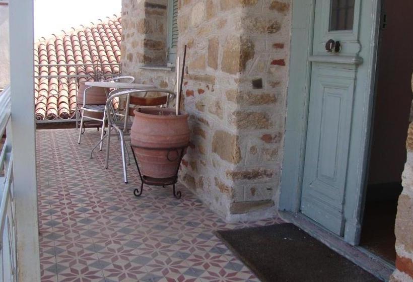 Oikia Alexandrou Traditional Inn