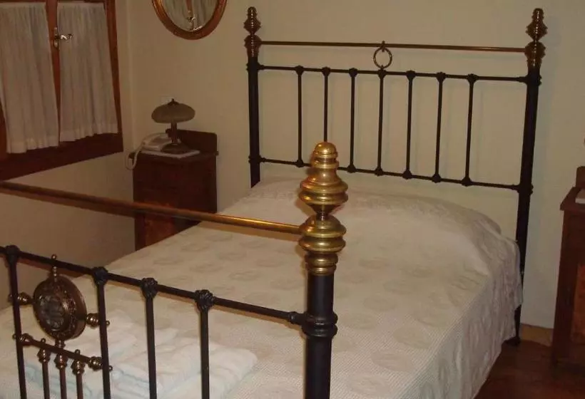 Oikia Alexandrou Traditional Inn
