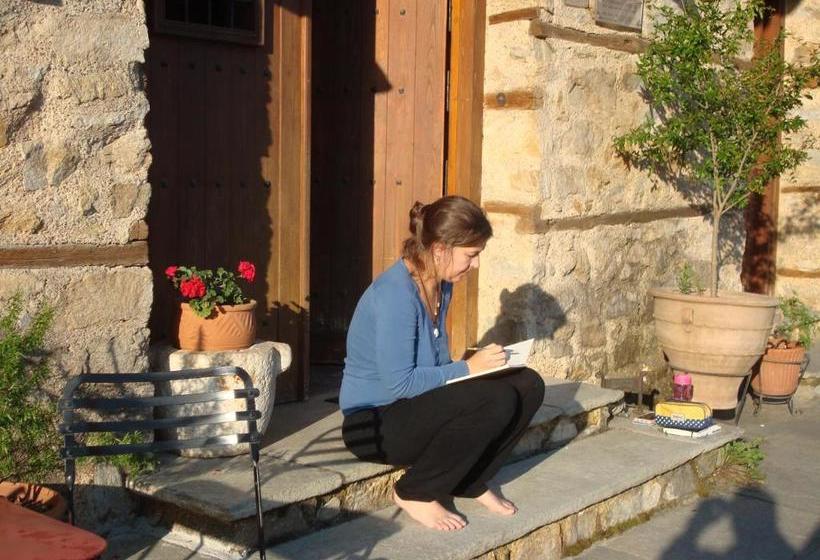 Oikia Alexandrou Traditional Inn