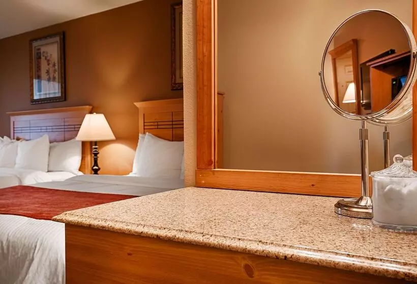 Отель Best Western Plus Hartford Lodge