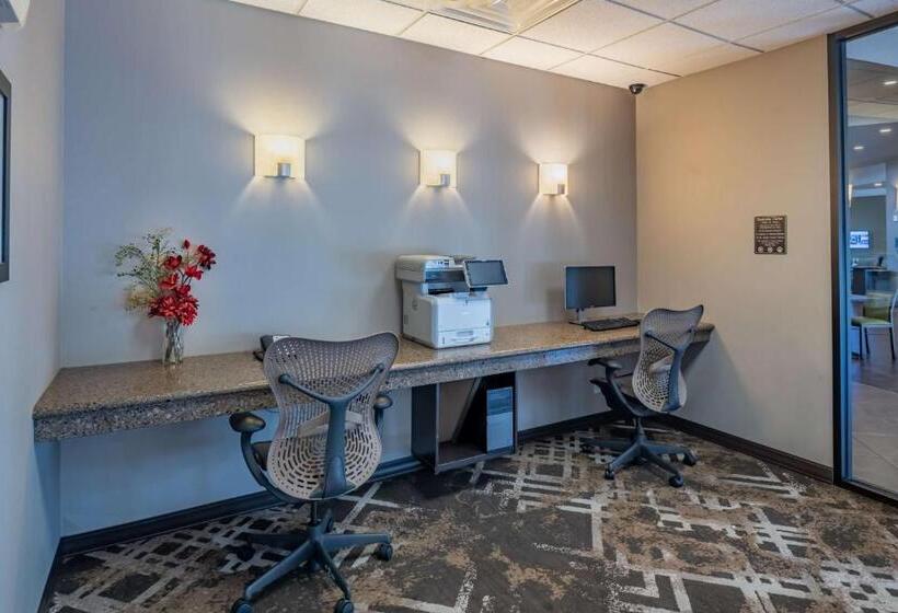 Отель Best Western Premier Bryan College Station