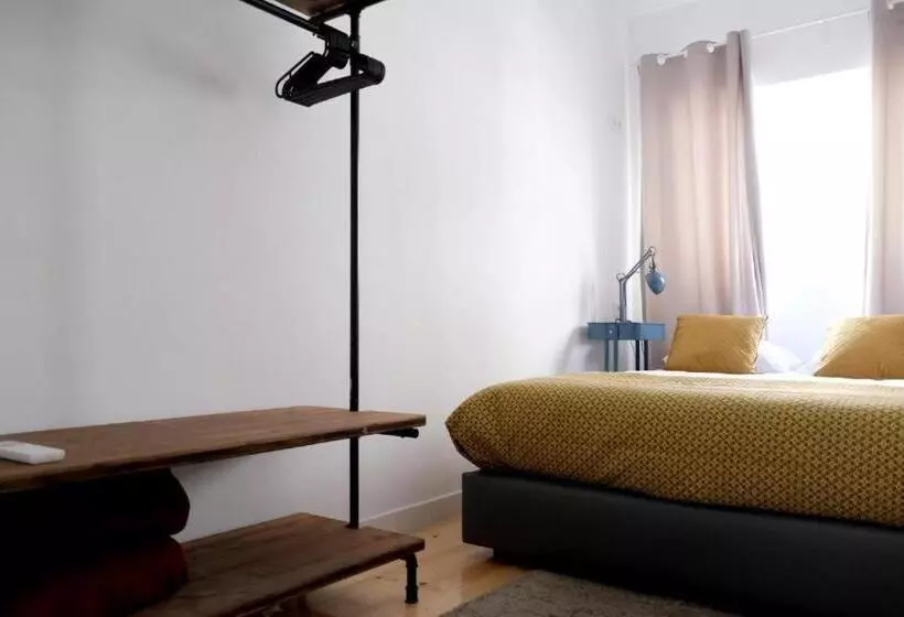 Hotel Lisbon Poets Inn