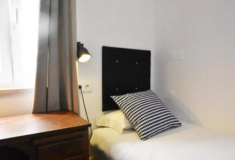 Hotel Lisbon Poets Inn