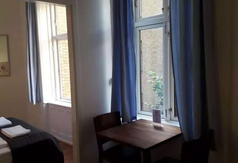 בית מלון כפרי Loeven