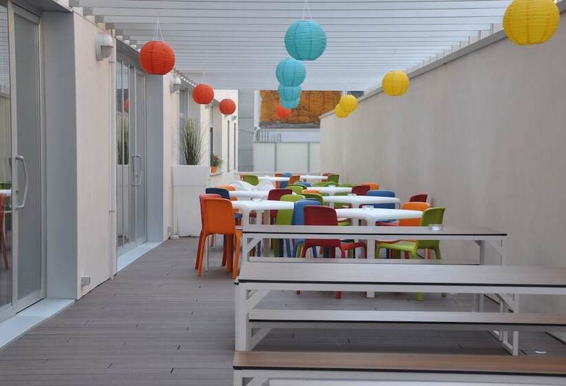 Residencia Universitaria Blas De Otero