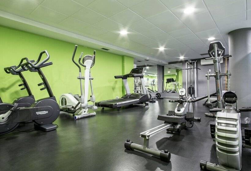 Residencia Universitaria Blas De Otero