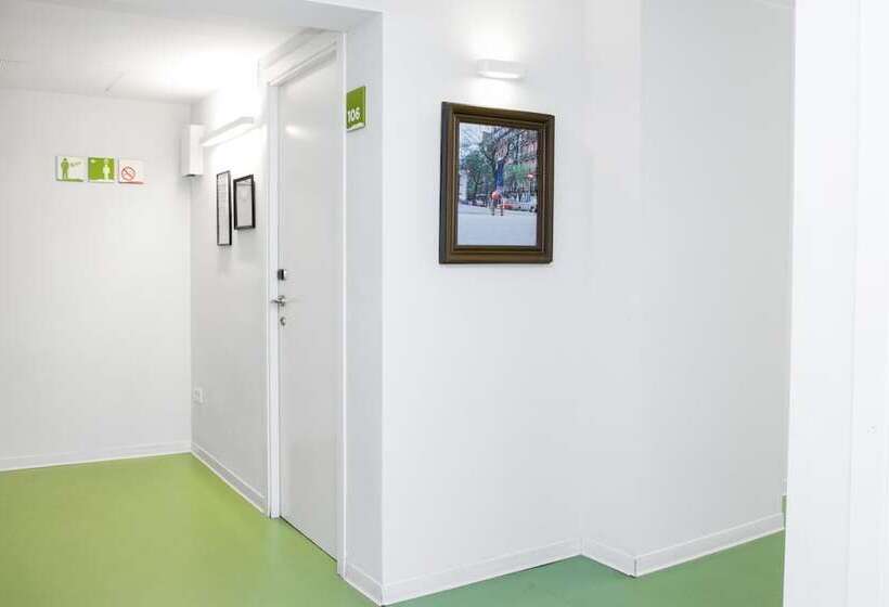 Sant Jordi Hostels Sagrada Familia