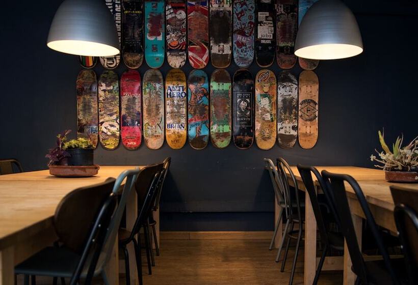 Sant Jordi Hostels Sagrada Familia