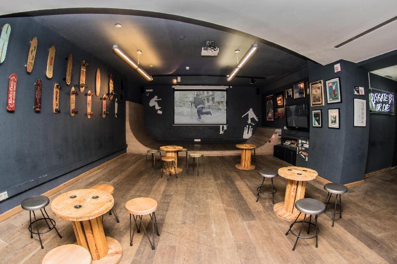 Sant Jordi Hostels Sagrada Familia