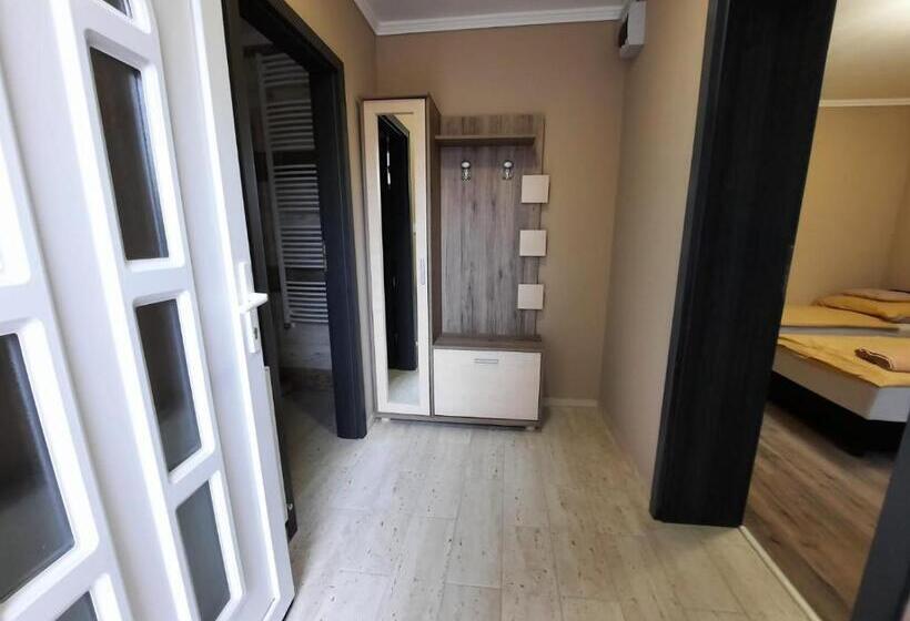 민박 Borostyán Panzió