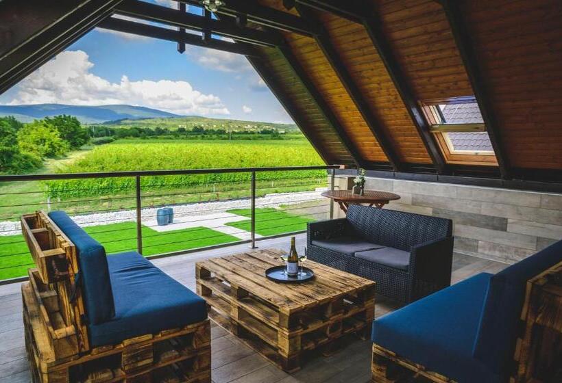 ベッドアンドブレックファースト Dominium Pincészet és Panzió