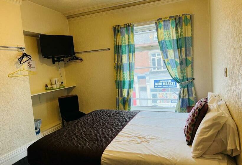 مبيت وإفطار The Roadhouse