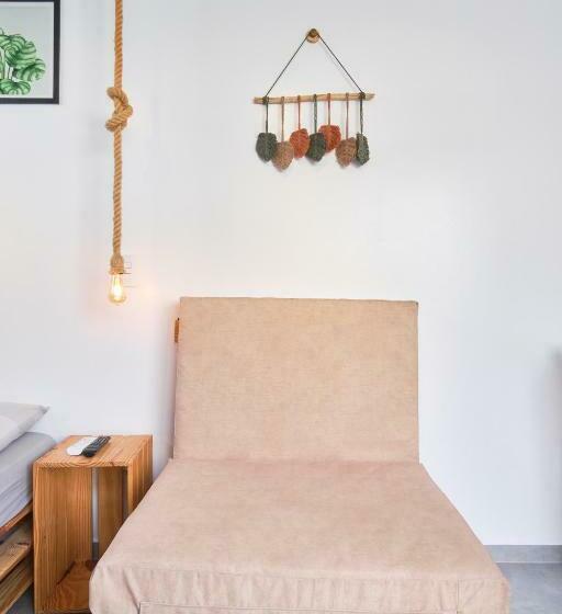 Pensão Econtainer Ubatuba