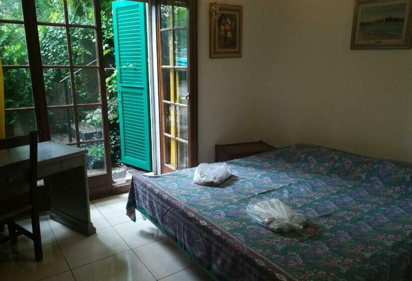 Pensió Petit St George 100mt Du Lac