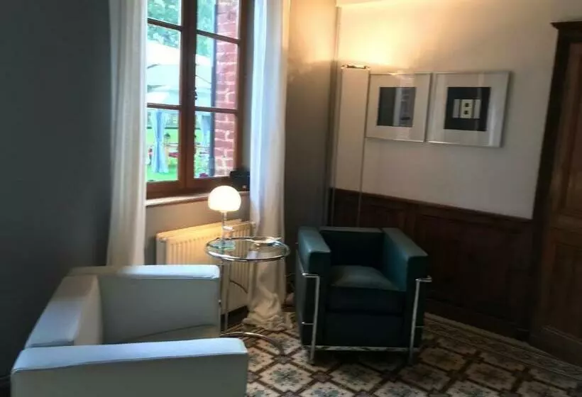 Aamiaismajoitus (B&B) Le Domaine Des Volets Bleus