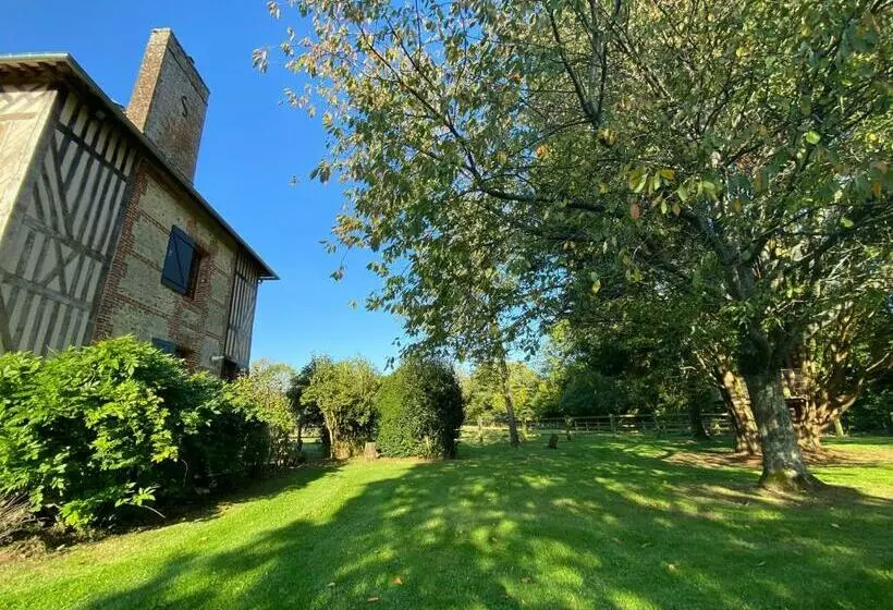 Aamiaismajoitus (B&B) Le Domaine Des Volets Bleus